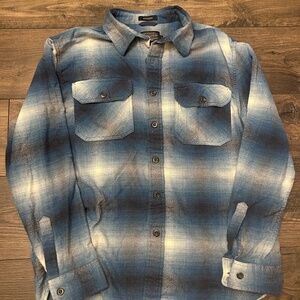 Pendleton Blue and White Plaid Casual Button Down Shirt